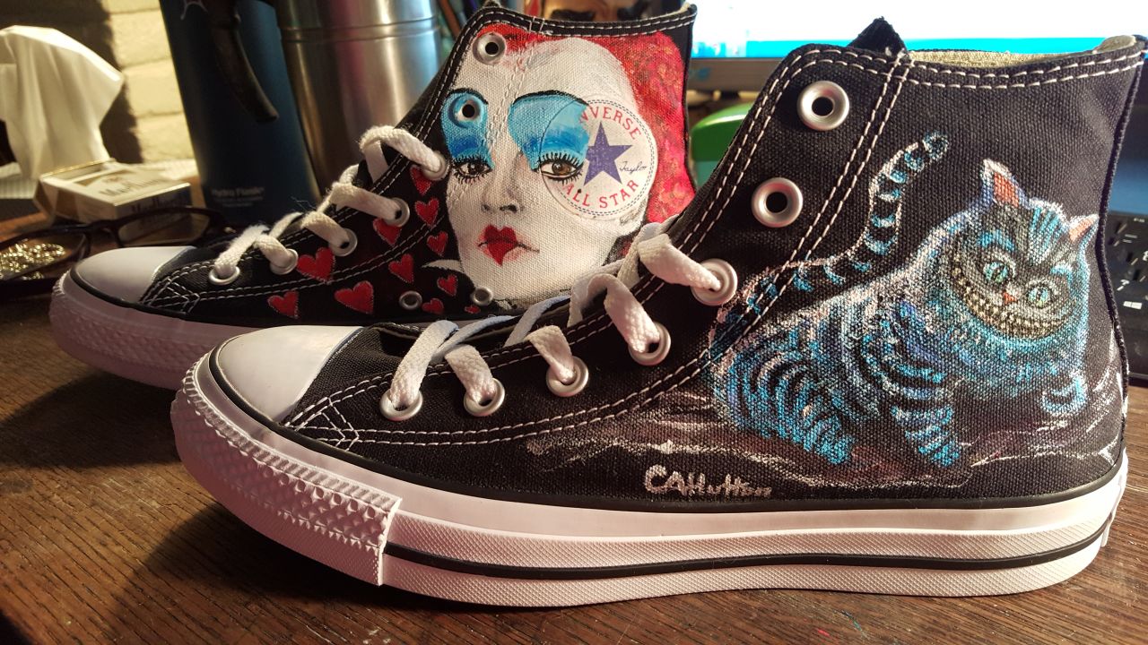 Separar Física temporal Cheshire Cat & The Red Queen Tim Burton hand painted sneakers